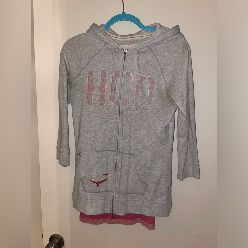 Hollister Lightweight Zip Up Hoodie Half Sleeve with matching tank top Size M
